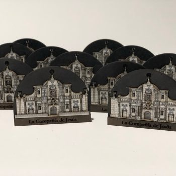 298D5930-4000-4E6F-9F43-BADE7A1B6228