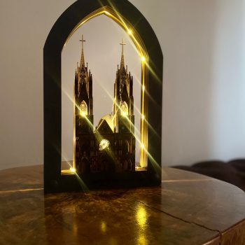 6DCE1F2E-0075-4D0A-8D40-A6EC967D9233